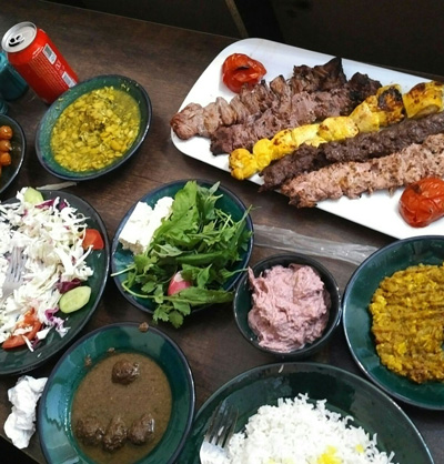 رستوران محلی و کتبه کبابی گمج کباب - رشت
