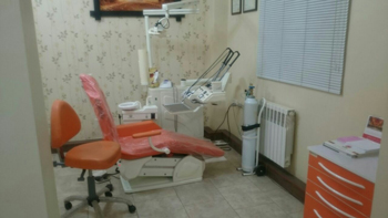 دکتر ندا رضایی - جراح - دندانپزشک