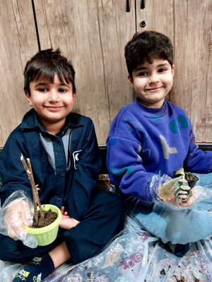 مهد و پیش دبستانی ماه و ستاره