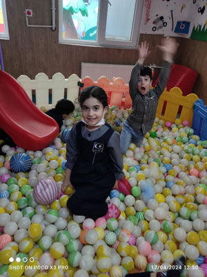 مهد و پیش دبستانی ماه و ستاره