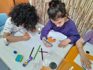 مهد و پیش دبستانی ماه و ستاره
