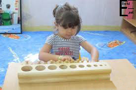 دبستان و آمادگی الکترونیک دخترانه ریحانه